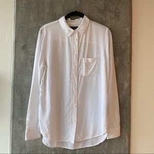 Banana Republic White Long Sleeve Button Down